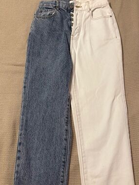 PacSun High-Rise Straight Jeans in Blue & White